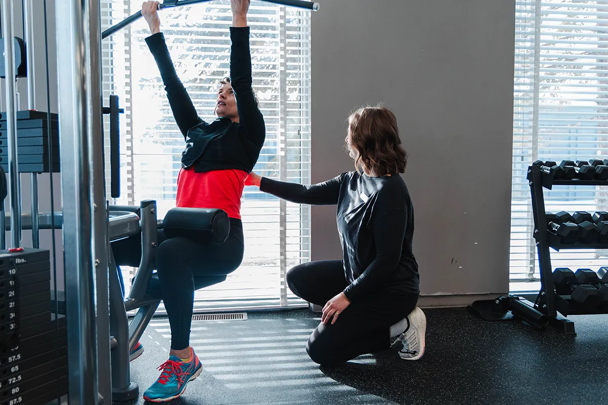 Personal Trainer Calgary Spots Client