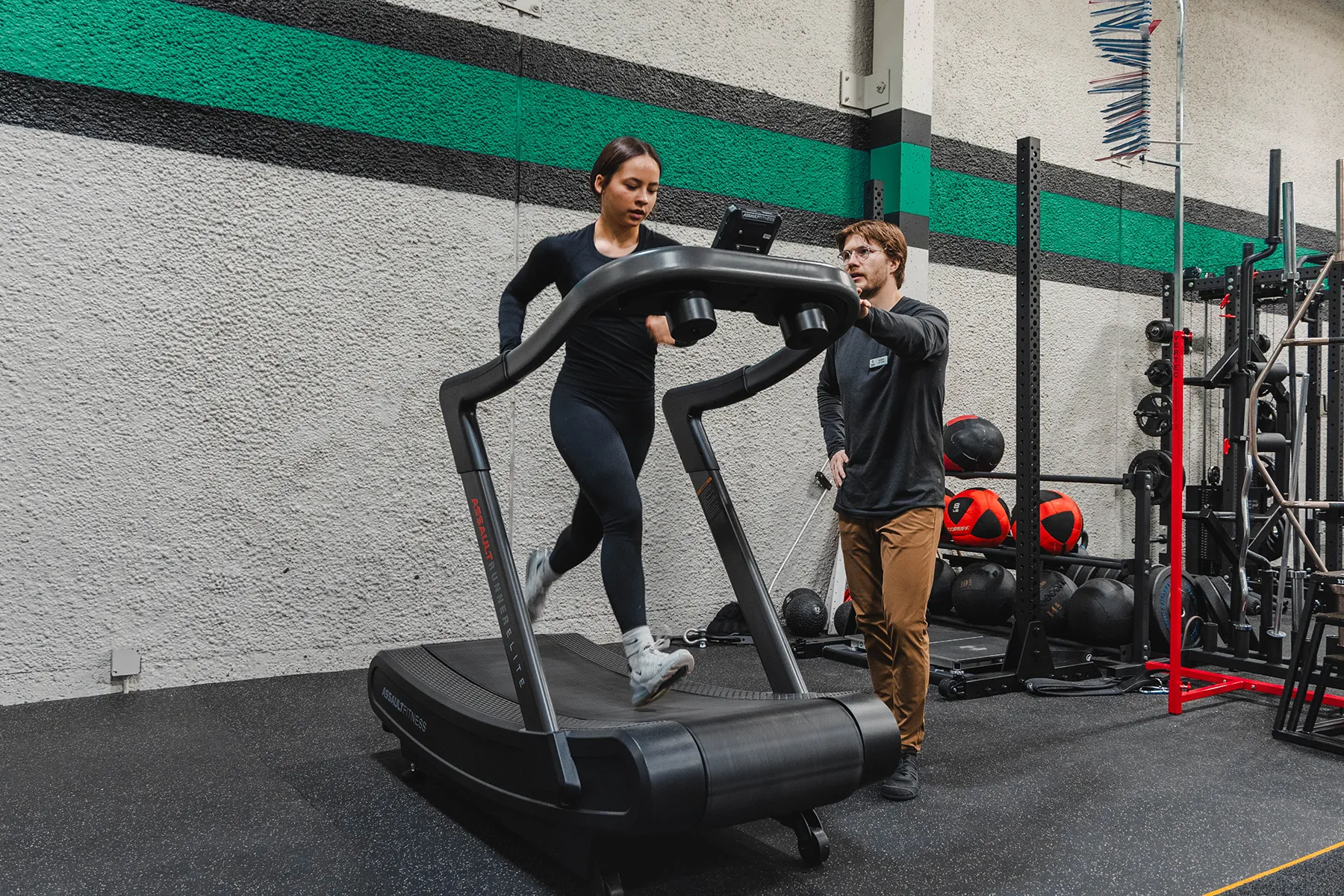 Speed Testing an Athlete at Zenith Human Performance